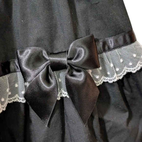 ANGELIC PRETTY Gothic Lolita Bowtie JKS Dress Ruffle Sleeveless Black/White Lace - Picture 4 of 6